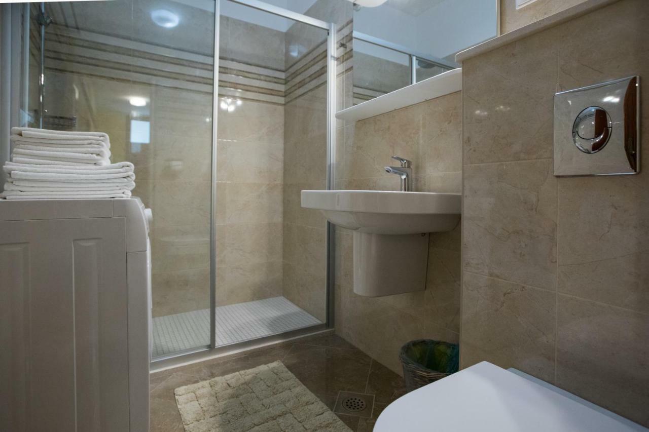 Apartment Ploce Marina Dubrovnik Buitenkant foto
