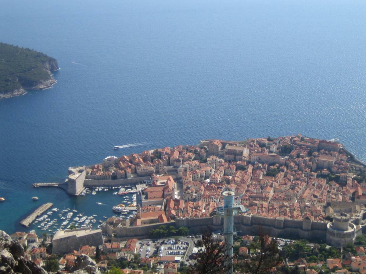 Apartment Ploce Marina Dubrovnik Buitenkant foto